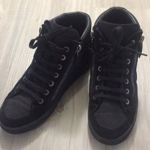 CHANEL Authentic Hightop Sneakers